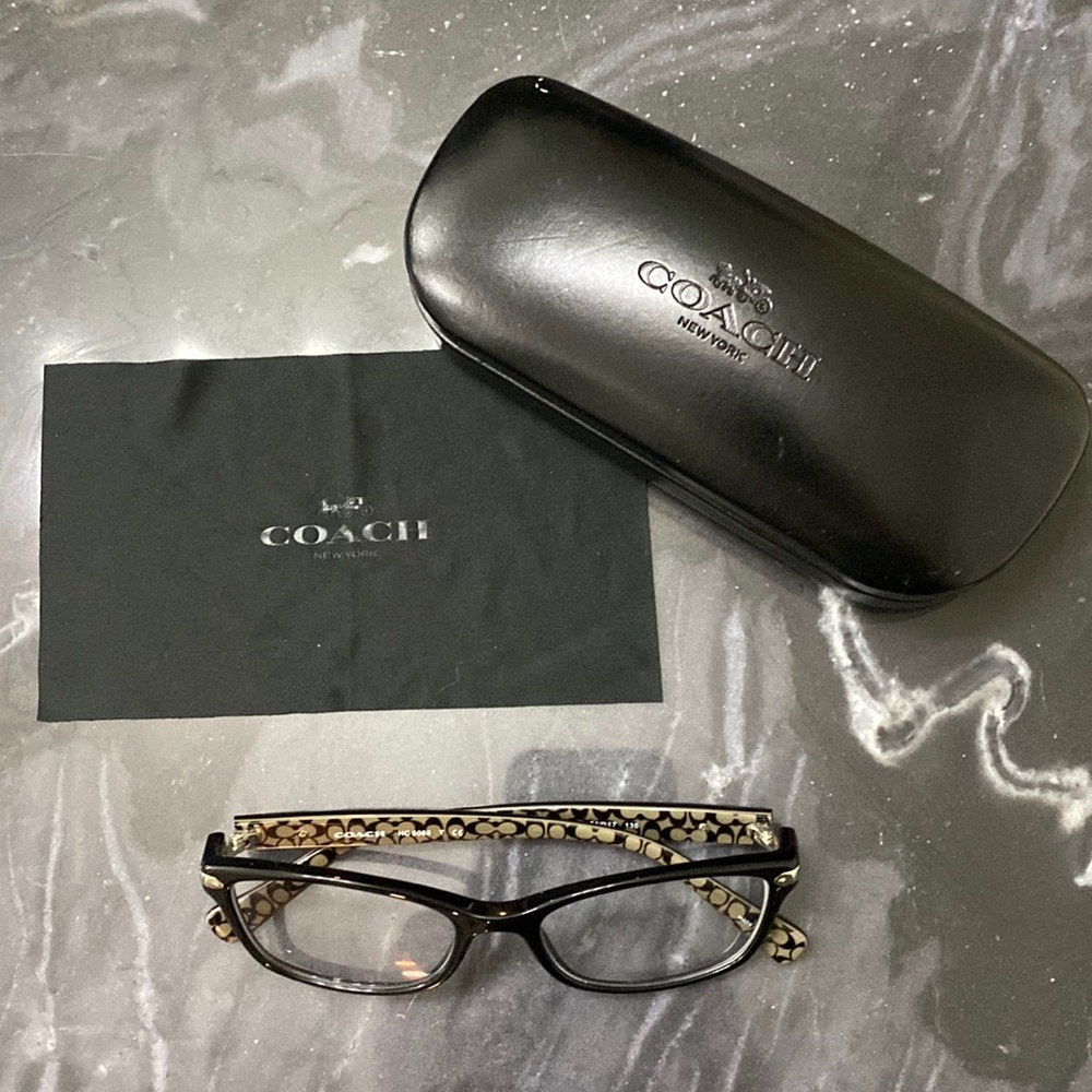 Coach Glasses Kit